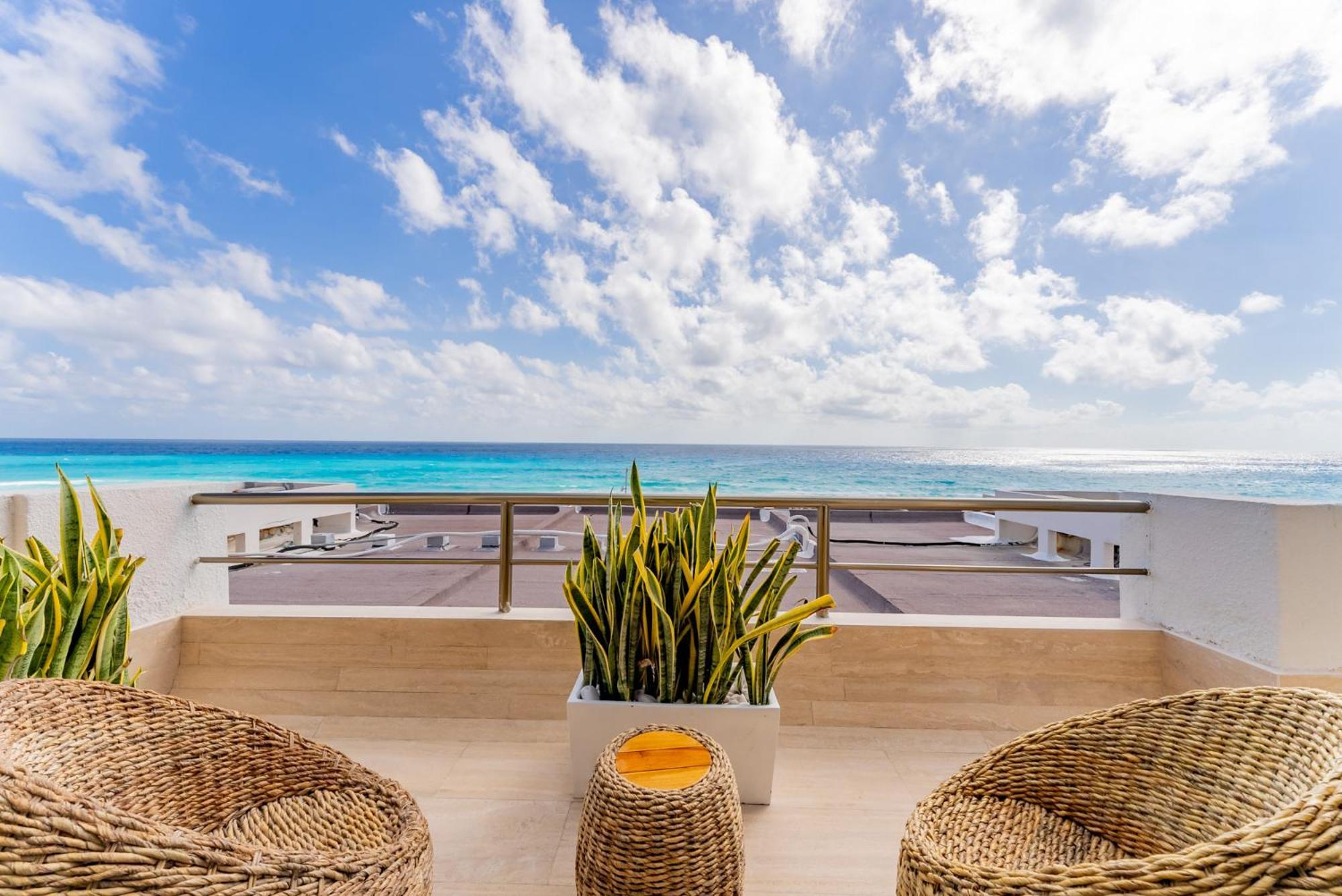 Amazing Caribbean Ocean View At Villas Marlin In Cancun Exterior photo